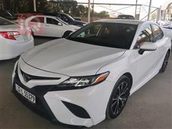 تۆیۆتا کامری